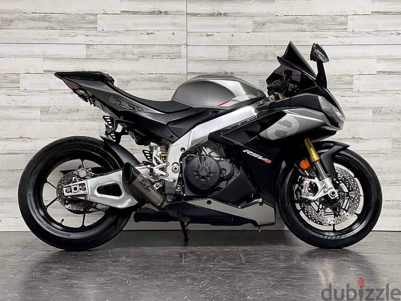 2021 Aprilia RSV4 (+971 52 300 8603) 6