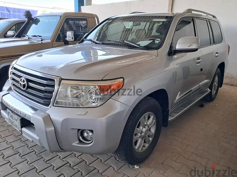 لاندكروزر GXR 2015 0