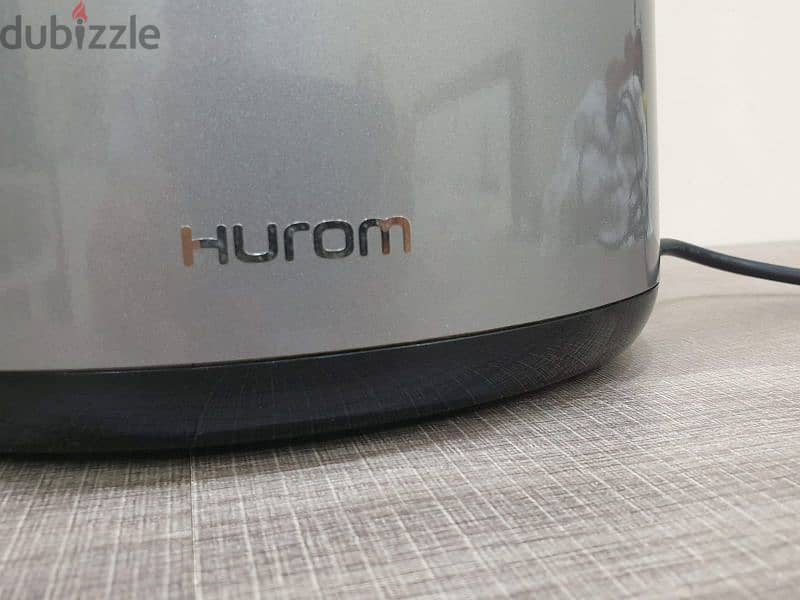 Hurom Slow Juicer 3