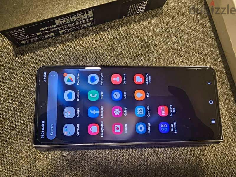 amsung Galaxy Z Fold4 (512GB) Graygreen 6