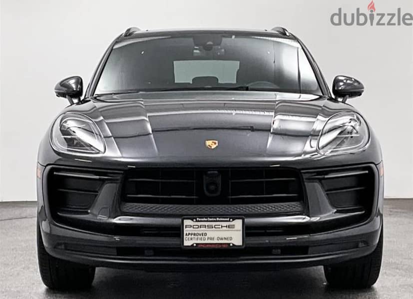 2024 PORSCHE MACAN 0