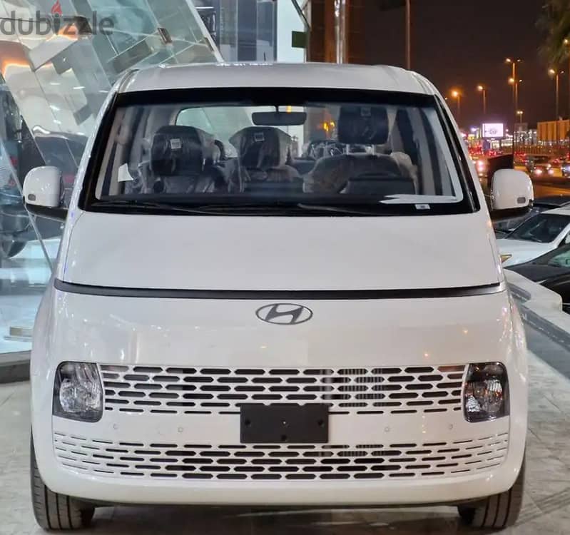 Hyundai Staria 2025 0