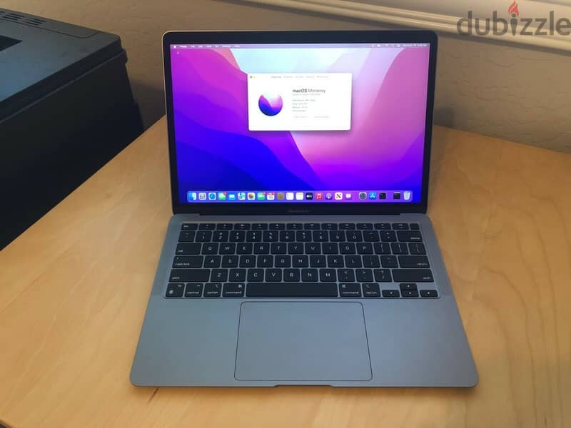 Apple - MacBook Air 13-inch - M 3 chip  - 8GB Memory - 256GB SSD 0