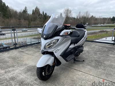 2018 Suzuki burgman  available (+971561943867)