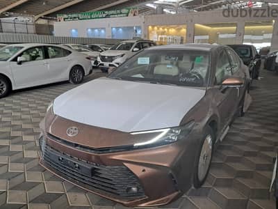 Toyota Camry LE Full 2025