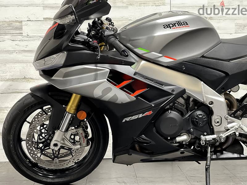 2021 APRILIA RSV4  +974 66574363 1