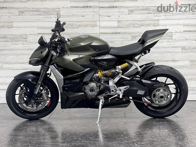 2023 Ducati Streetfighter V2 (+971561943867) 0