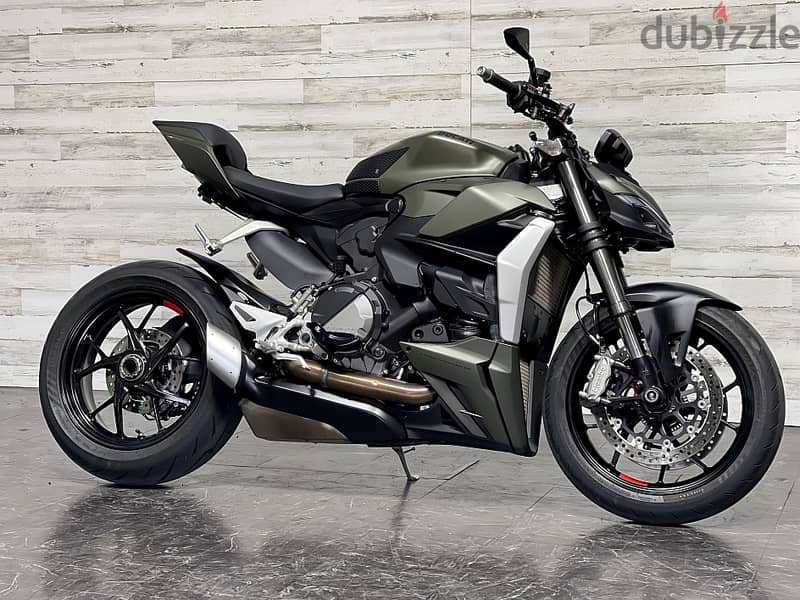 2023 Ducati Streetfighter V2 (+971561943867) 3