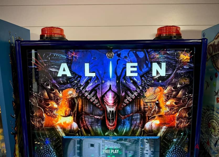 Alien Limited Version (LV) #217 Pinball Machine + EXTRAS 2