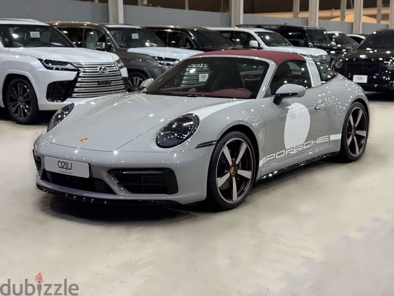 بورشه 911 2021 Targa 4S heritage 1 of 992 0