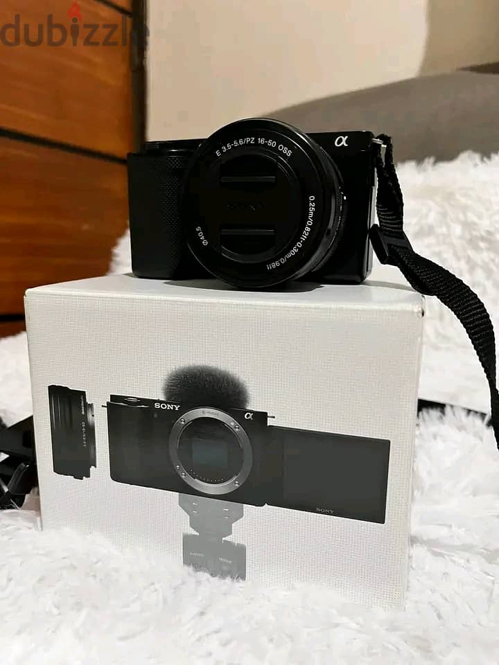 FOR SALE Sony ZV-E10 Mirrorless camera 0