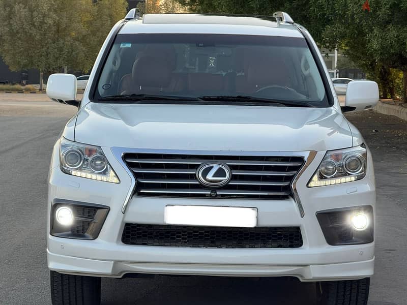 لكزس LX570  موديل 2011 0