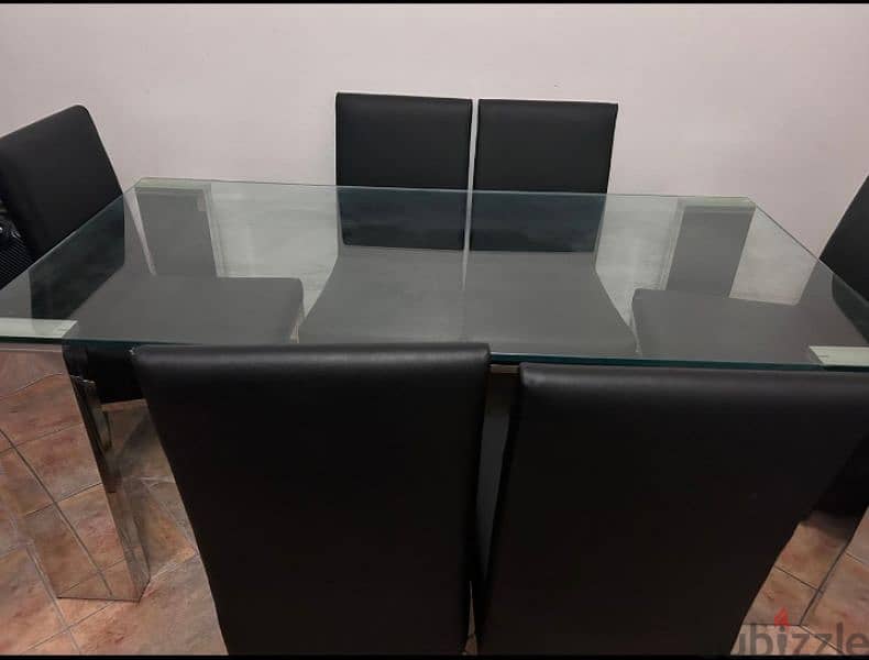 Glass dinning table 1