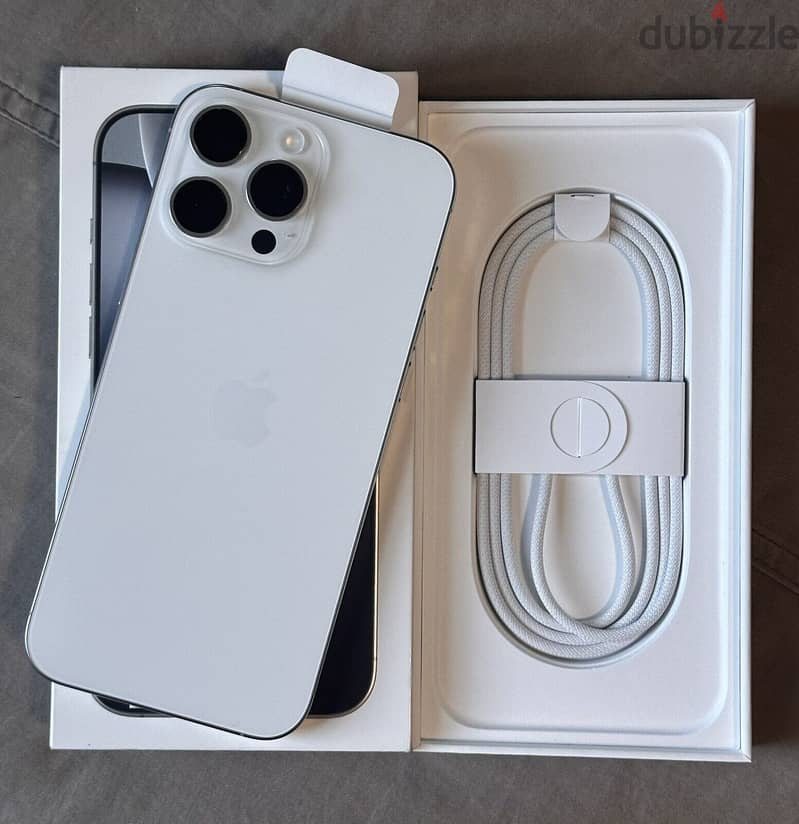 Apple  iPhone 16 Pro Max - 256 GB -White Titanium +1 (682) 280‑4337 1