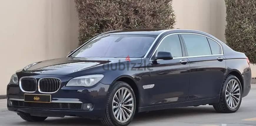 BMW 740 2011 0