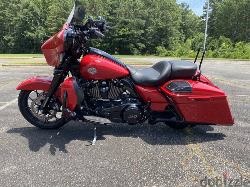 2022 Harley-Davidson Street Glide (+97466574363) 1