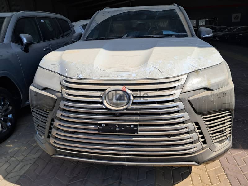 Lexus BB LX600 2024 0