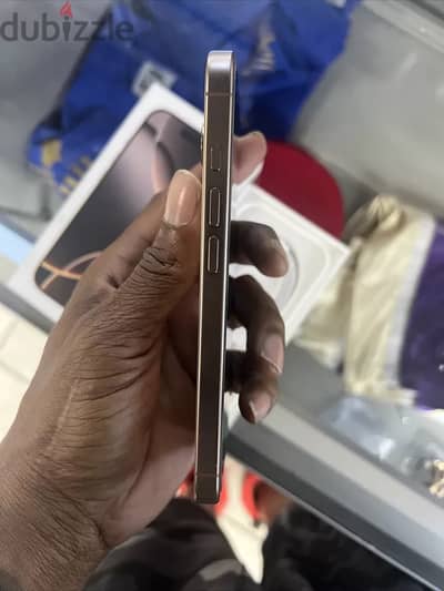 iPhone 16 Pro 256GB Desert Titanium