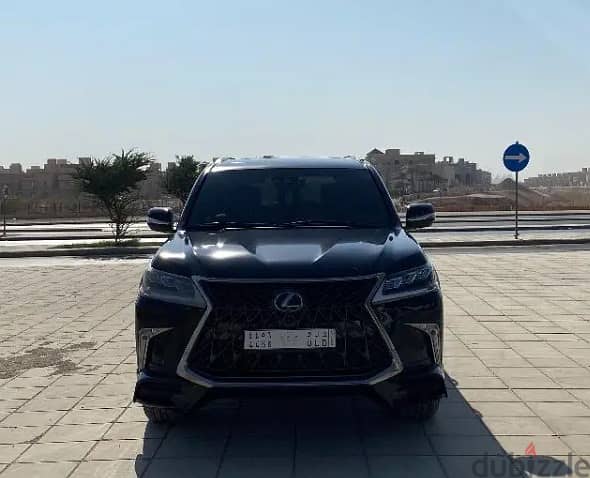 Lexus LX570 2020 0