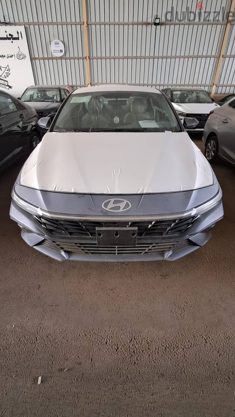 Hyundai Elantra 2025 0