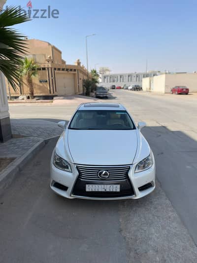 Lexus LS 460 2015