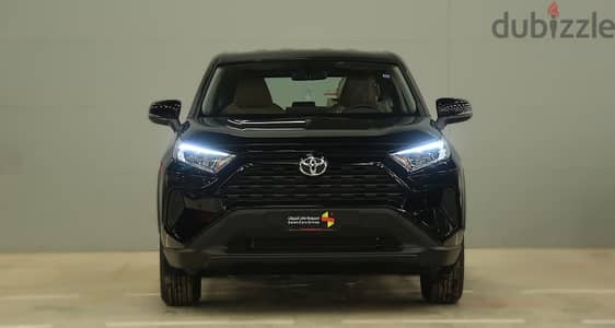 تويوتا RAV4 LE 2024