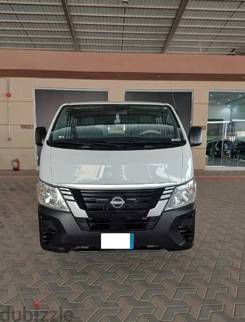 Nissan Urvan 2023 0