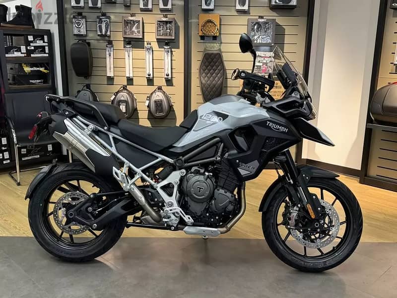 New 2023 Triumph Tiger 1200 GT Pro Snowdonia White  (+974366574363) 0