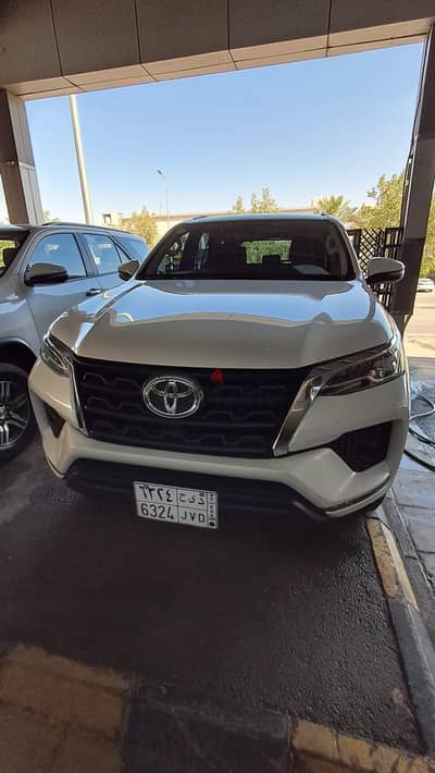 Toyota Fortuner 2021