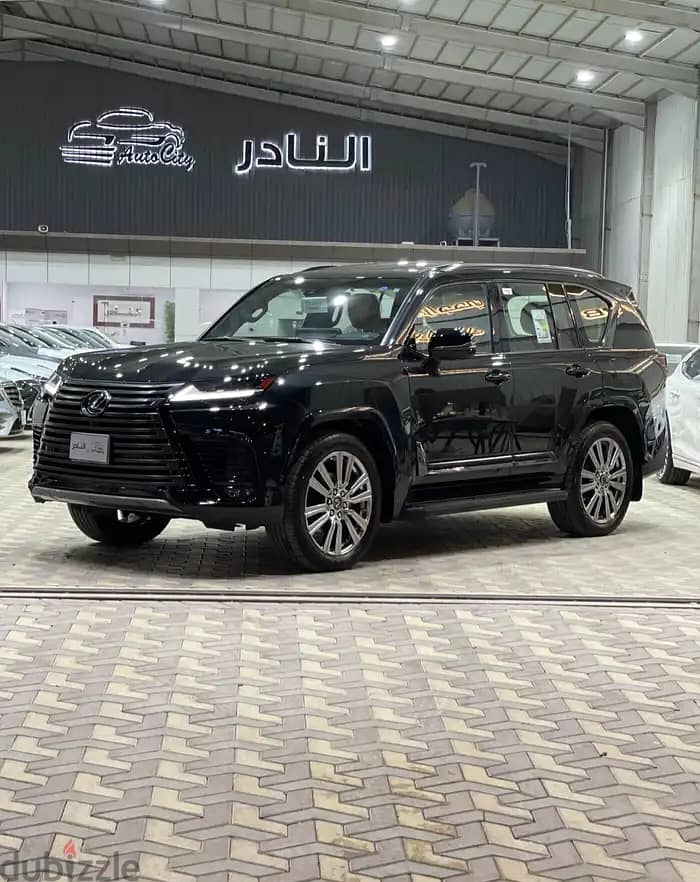 لكزس LX600 VIP بلاك اديشن 2023 0