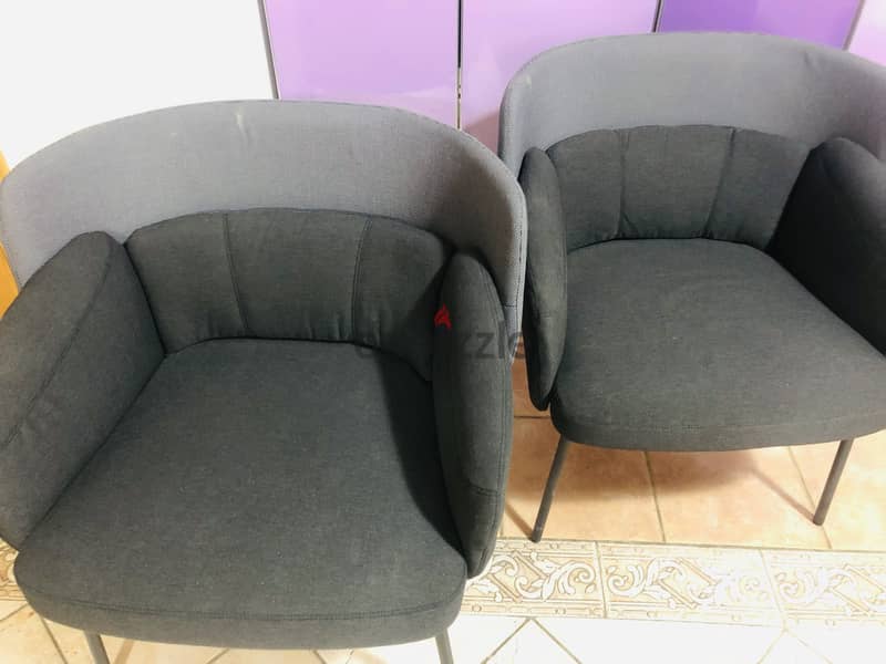 2 comfort chairs for sale in Riyadh 0