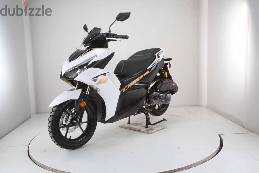 Vitacci Clash 200 EFI Adult Gas Street Scooter 0