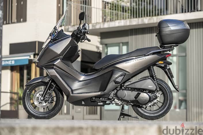 Kymco Skytown 125 1