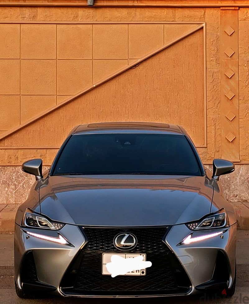 لكزس آIS350 F Sport موديل 2019 0