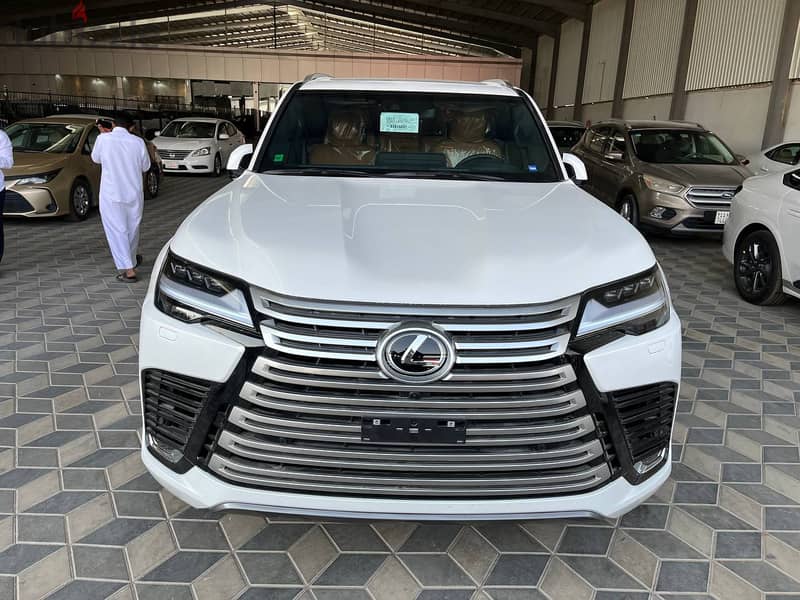 Lexus LX 600 2024 0