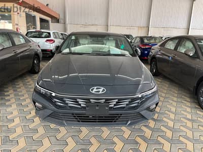 Hyundai Elantra 2025 Smart