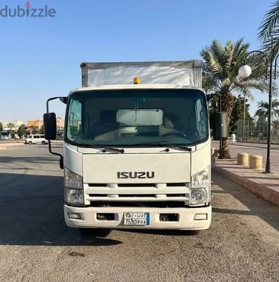 Isuzu NPR 2014 دينا