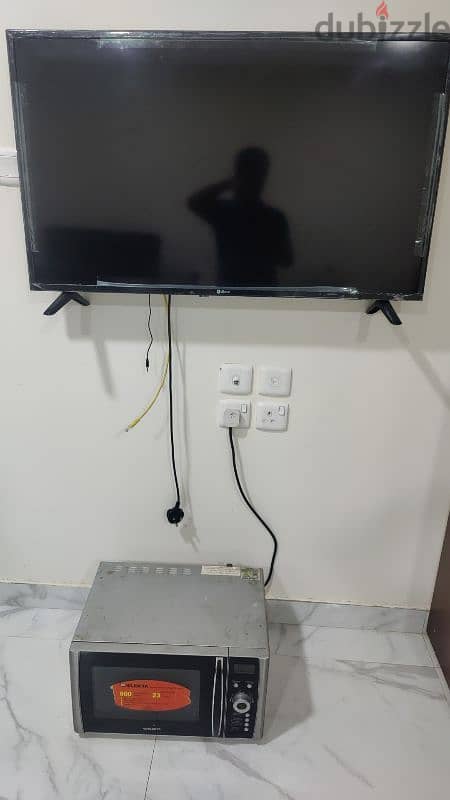 43" LED SMART TV 0