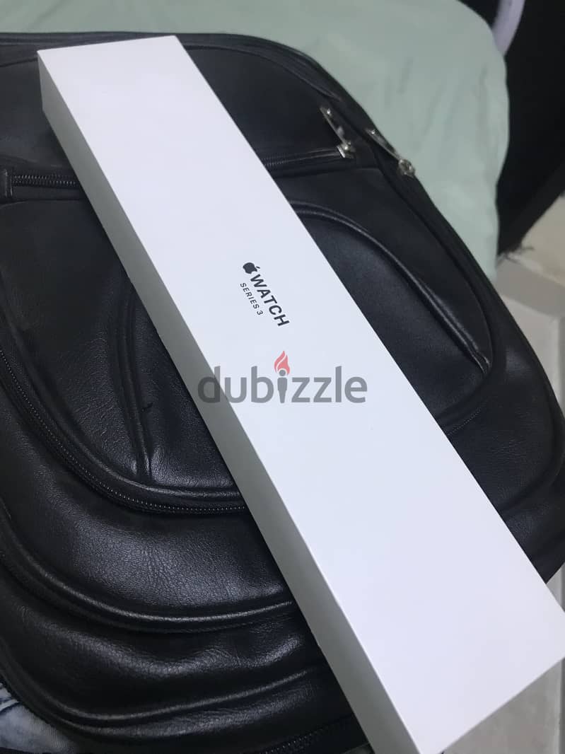 Apple Watch series 3 42mm 6