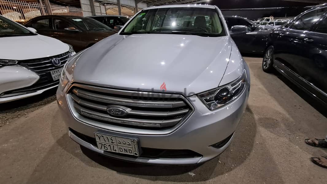 Ford Taurus 2018 0