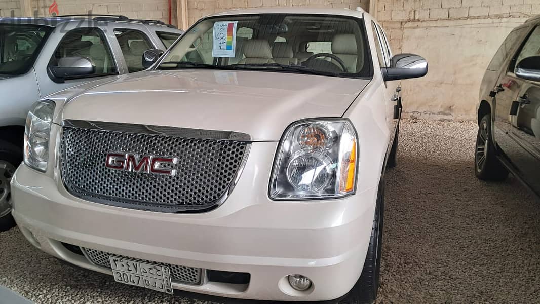 GMC Yukon xl denali 2013 0