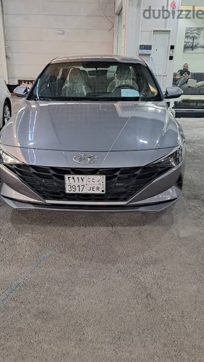 Hyundai Elantra 2023