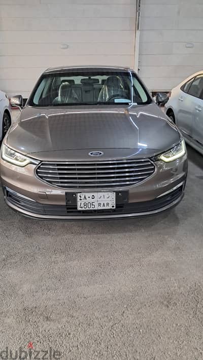 Ford Taurus 2022