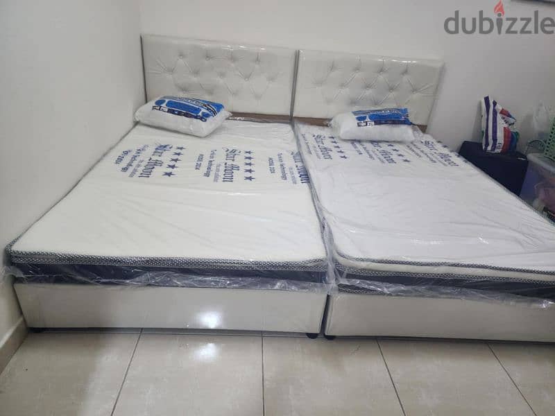 bed and mattress 0