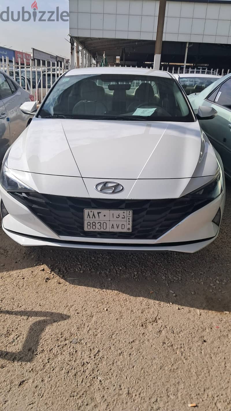 Hyundai Elantra 2021 0