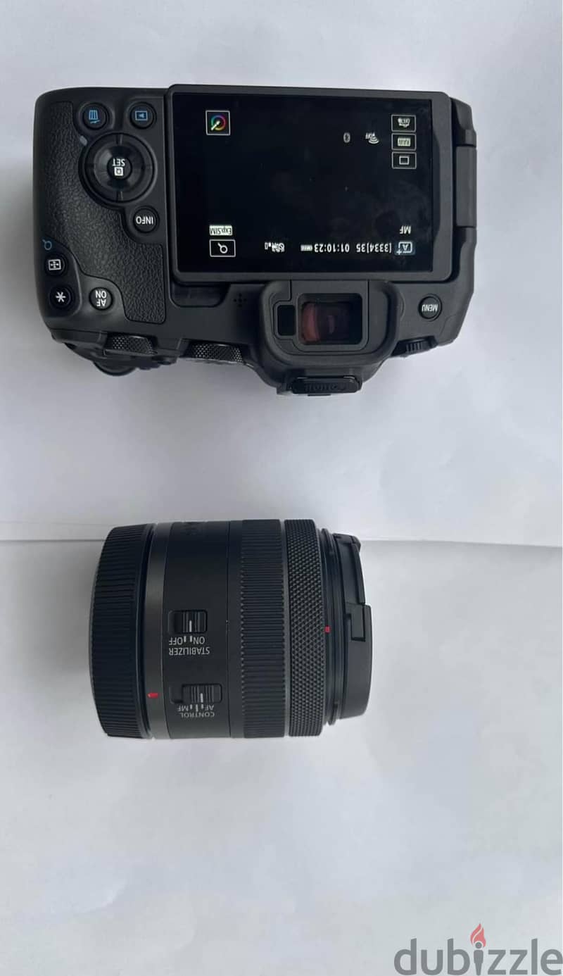 Canon EOS R8 Mirrorless Camera with RF 4