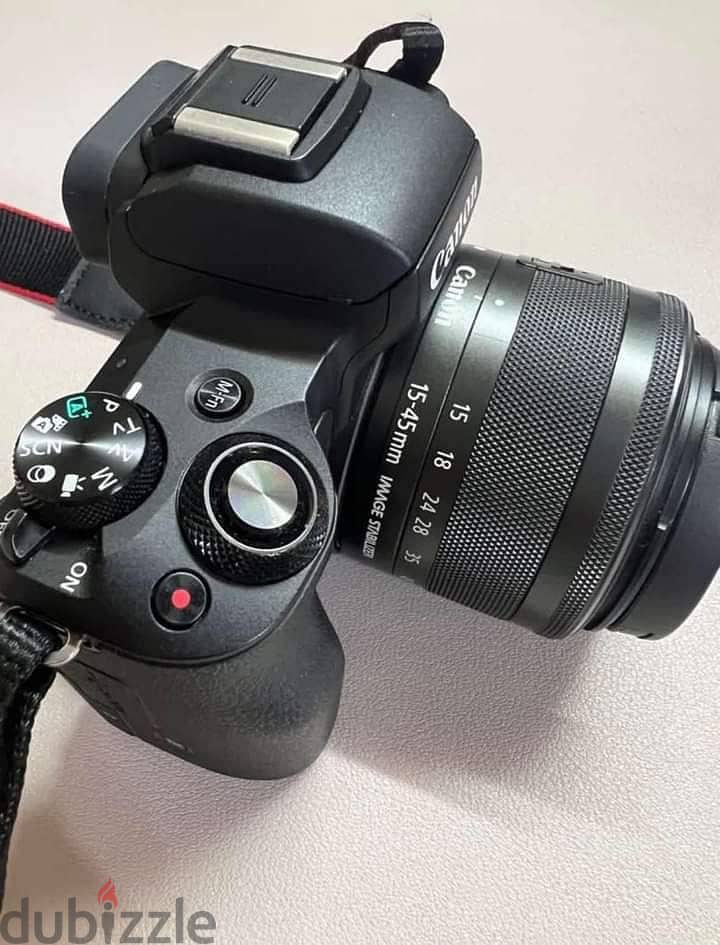 Canon EOS M50 Mirrorless Camera 3