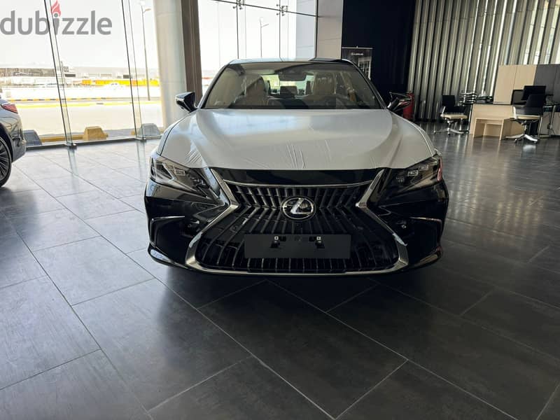 Lexus ES350 2024 0