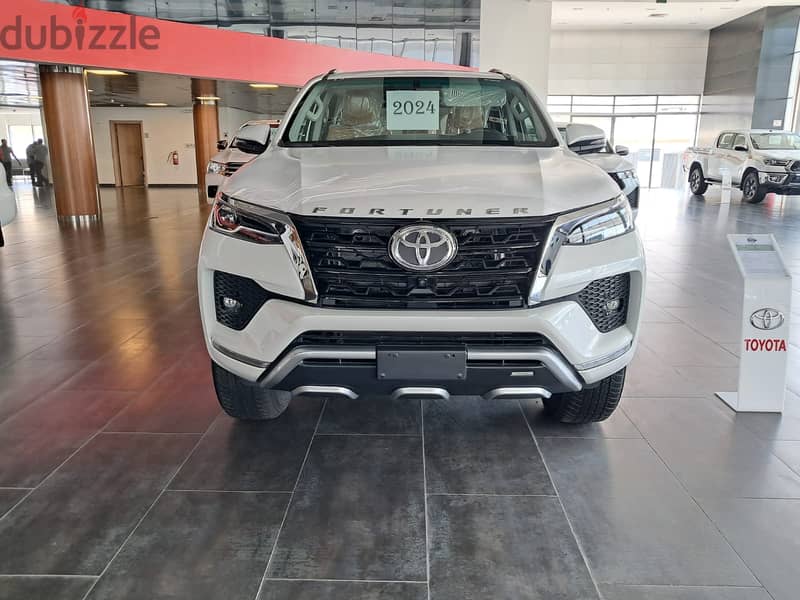 Toyota Fortuner 4.0 Luxury 2024 0