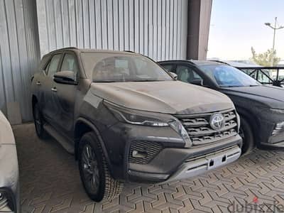 Toyota Fortuner 2024